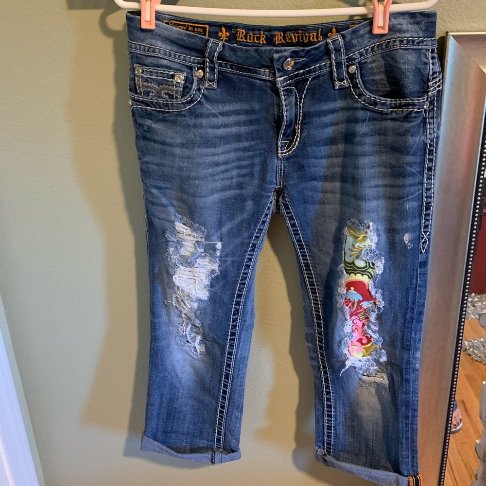 Women Rock Revival cropped jeans size 30